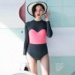 **少女泳装三角连体长袖防嗮温泉游泳衣女水母潜水冲浪服死库水